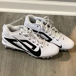 Nike alpha menace 4 black & white cleats 11.5